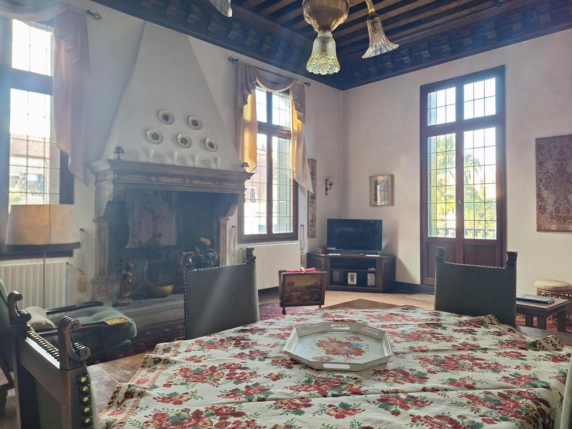 Appartamenti Inside Palazzo Foscarini Venice Exterior photo