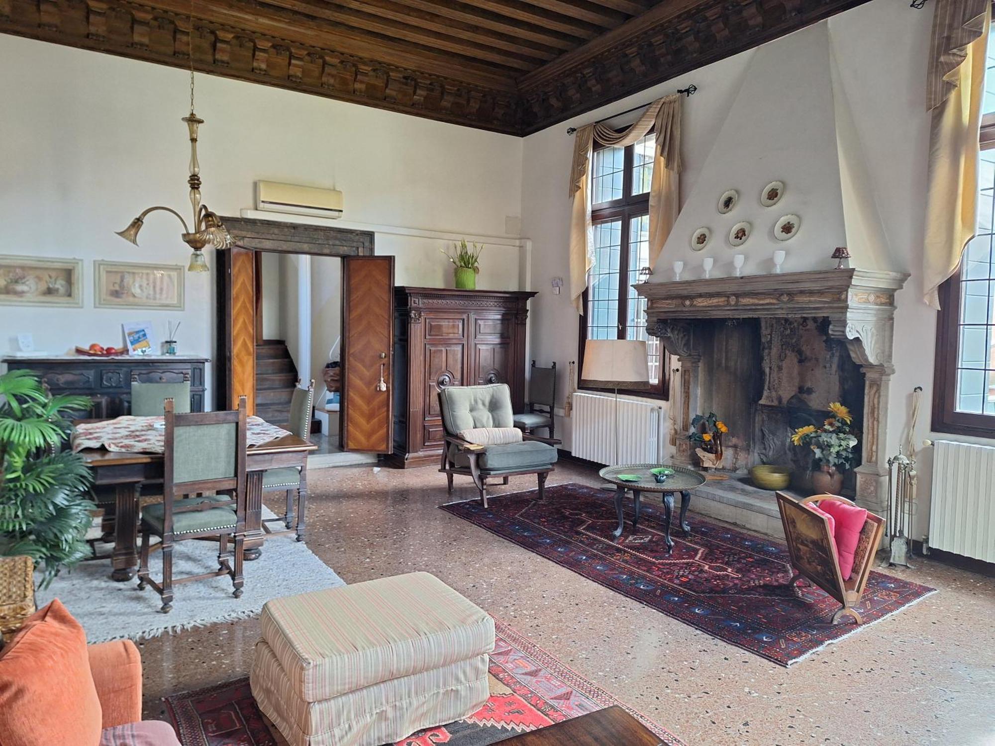 Appartamenti Inside Palazzo Foscarini Venice Exterior photo