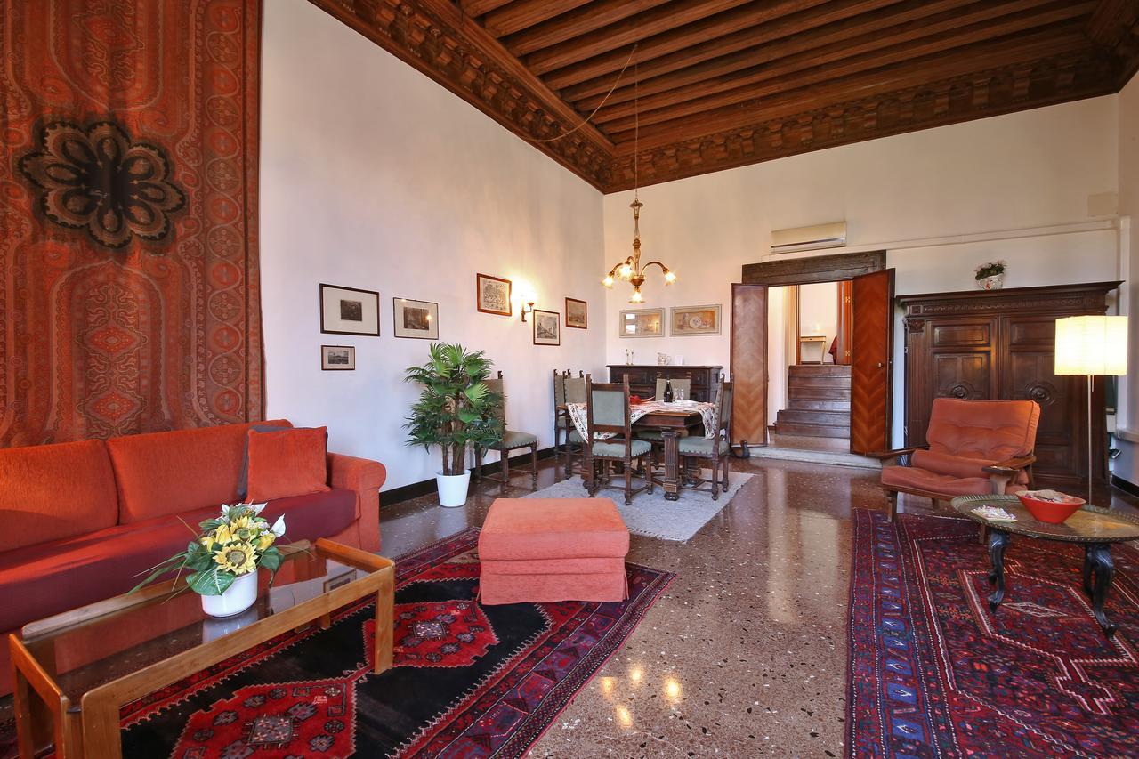 Appartamenti Inside Palazzo Foscarini Venice Exterior photo